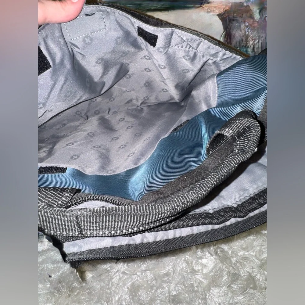 Wenger Black and Gray Laptop Bag